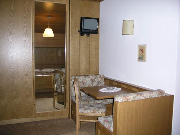 Hotel Garni Soreie 博萨迪法萨 客房 照片