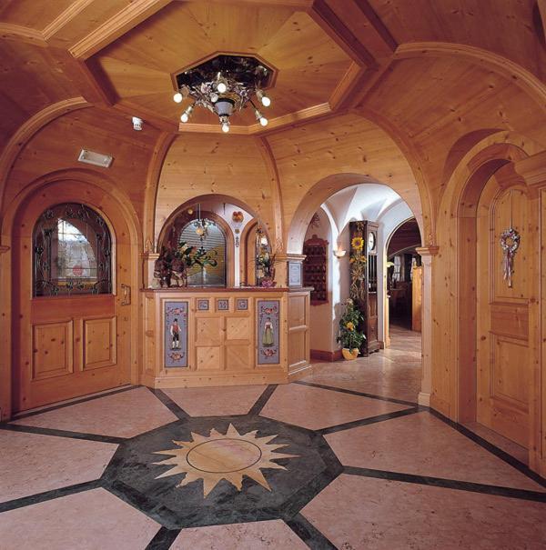 Hotel Garni Soreie 博萨迪法萨 外观 照片