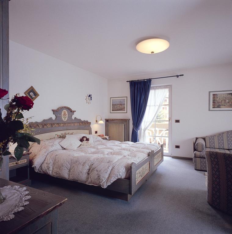 Hotel Garni Soreie 博萨迪法萨 外观 照片