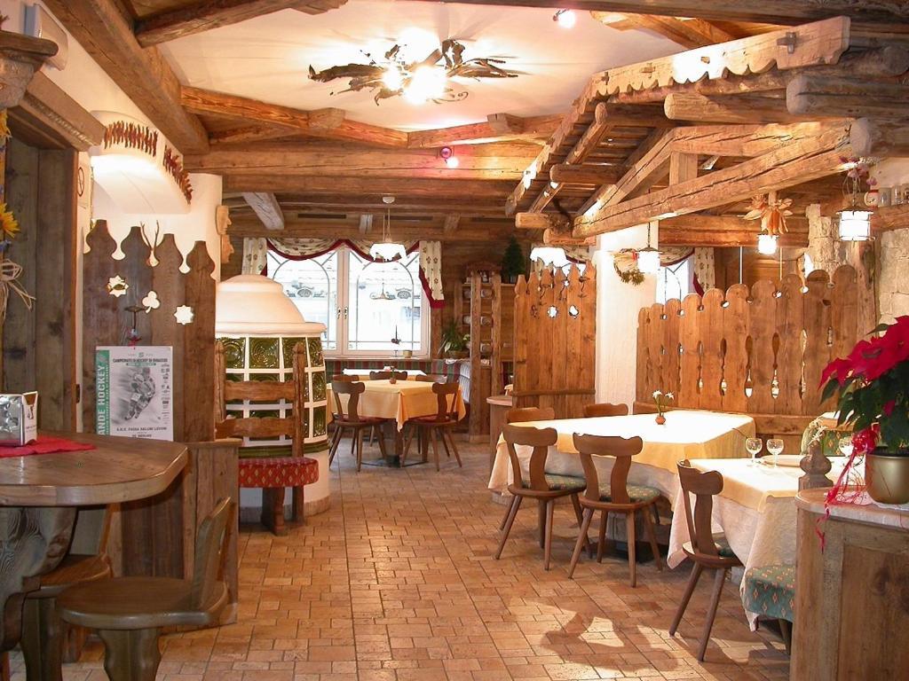 Hotel Garni Soreie 博萨迪法萨 外观 照片